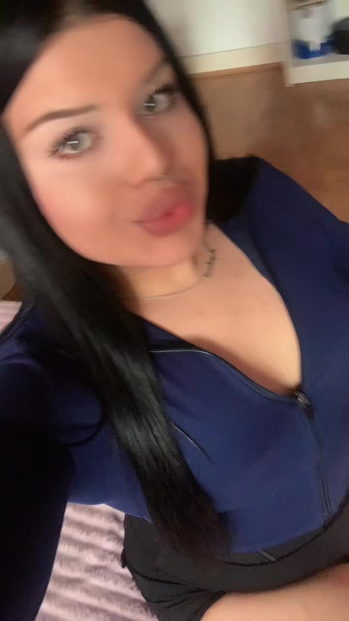 @Bratzzianaxoxo