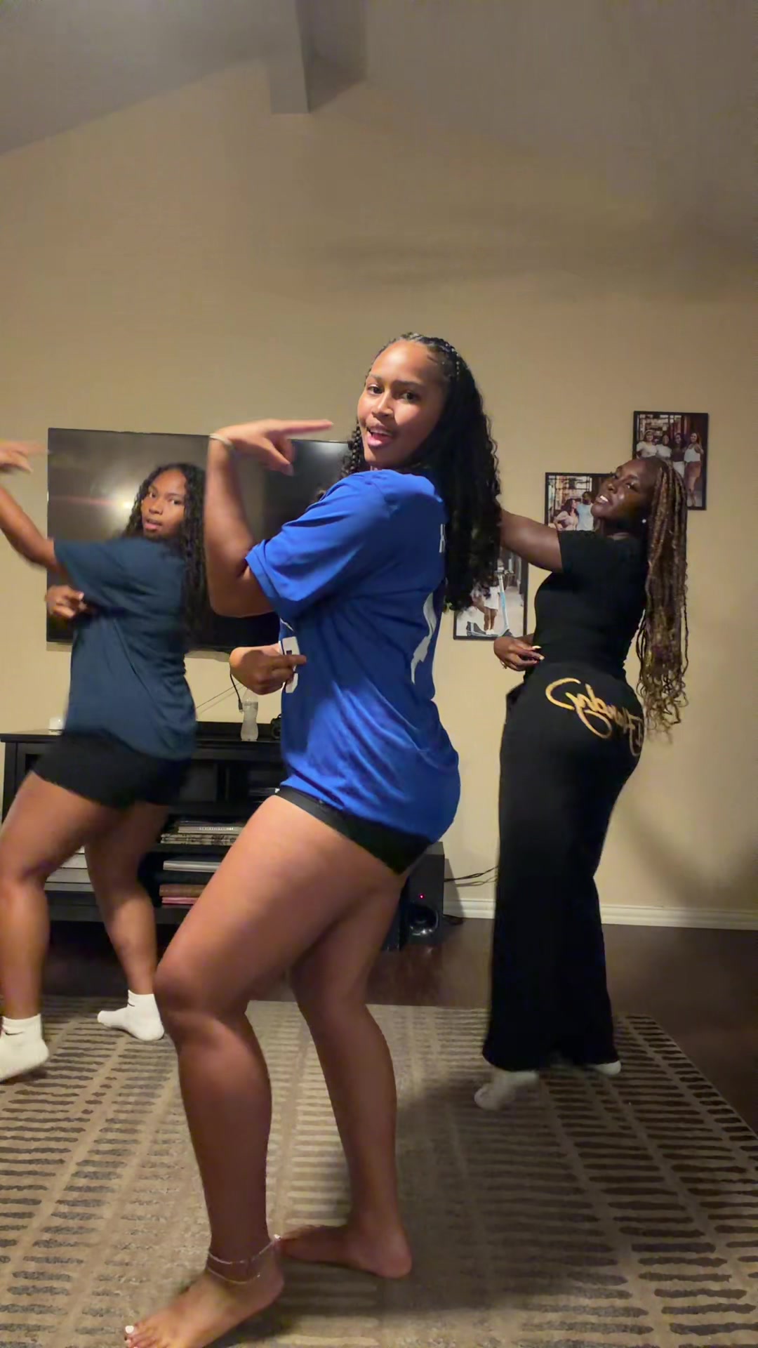 @MyA
