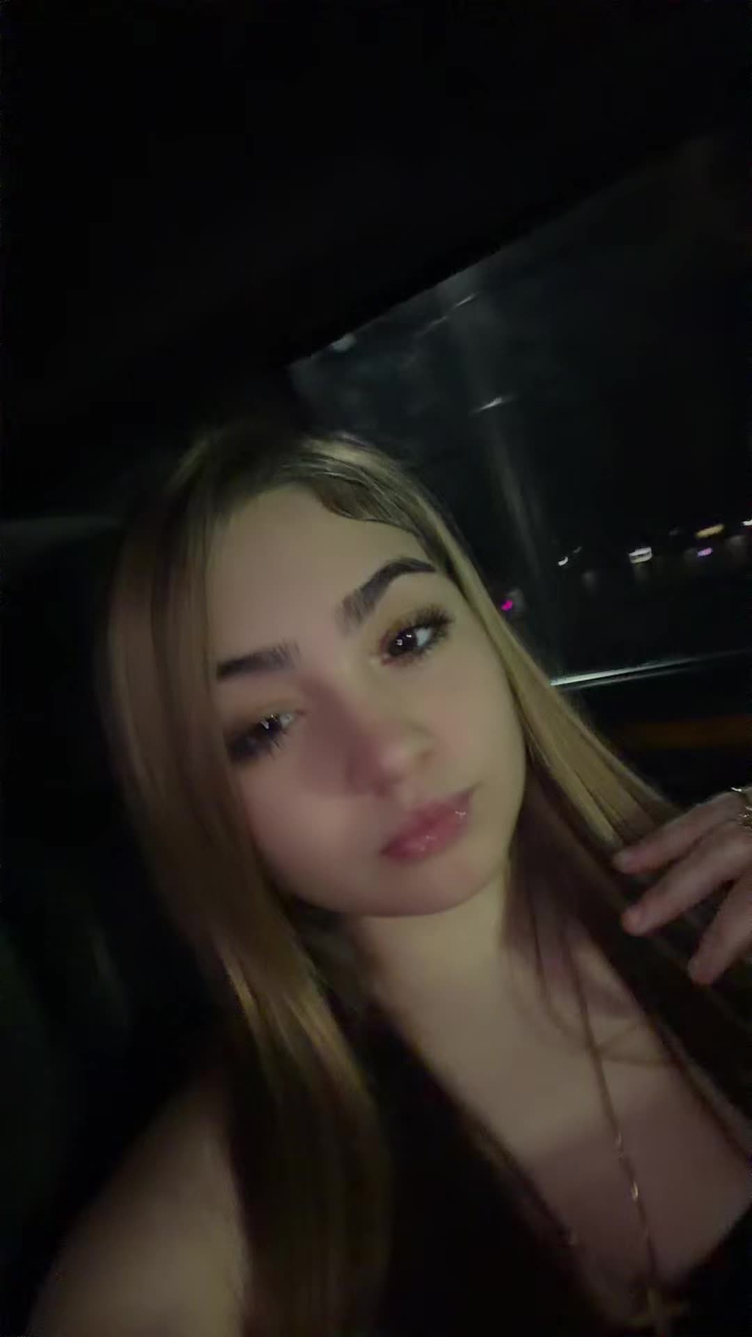 @2tuffbree