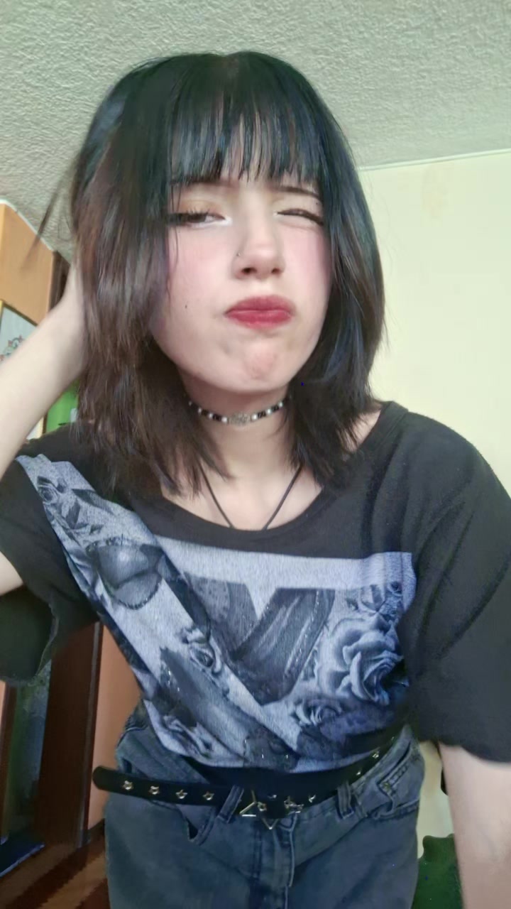 @𝔇𝔞𝔫𝔫𝔞𝔥𝔮𝔨𝔲✞︎🦇