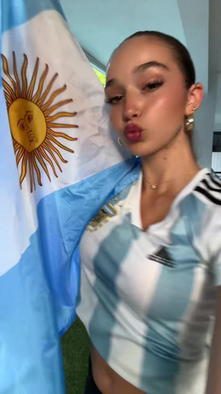 @_abrilc_
