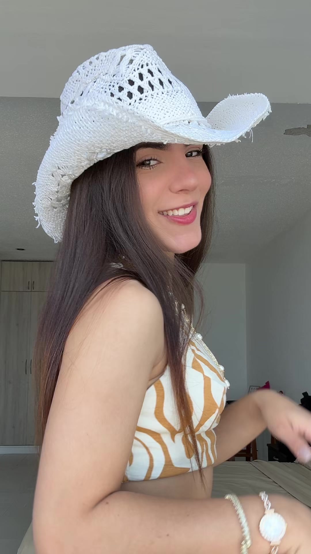 @keniacassarino