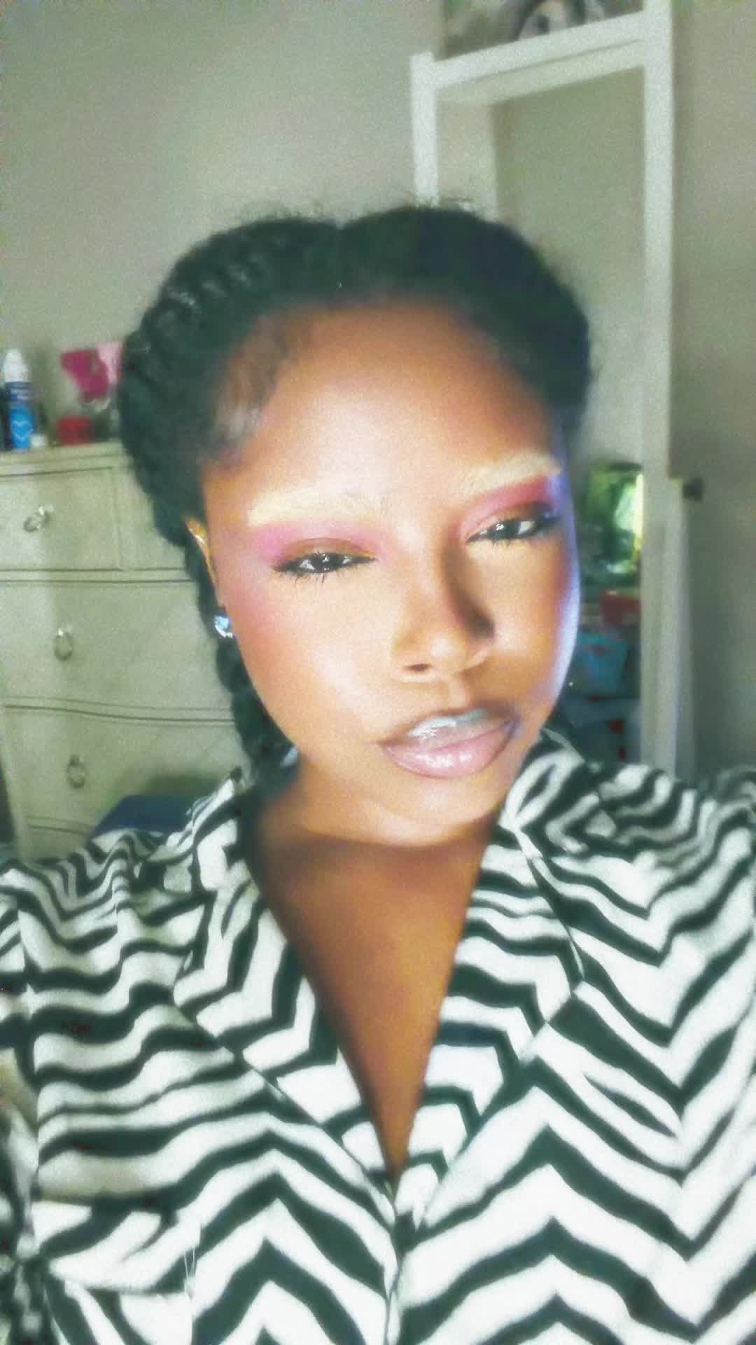 @auntiereny