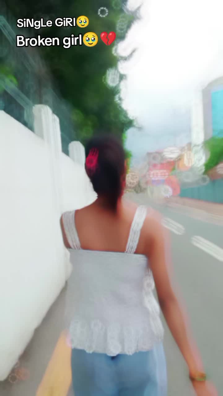 @🤞Ff_QuEeN💗