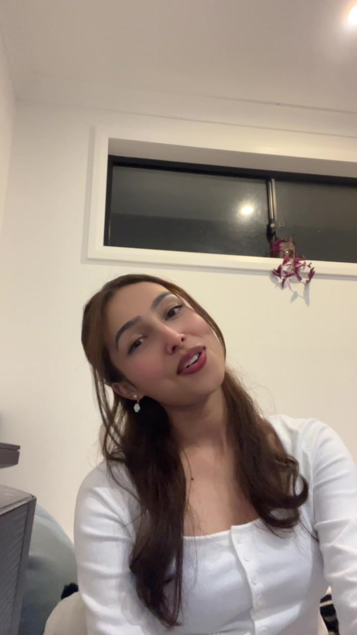 @Laxmii