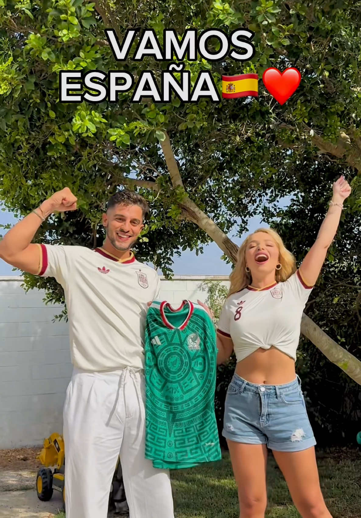 @sandraitzel