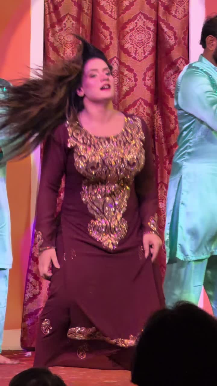 @Pakistan Stage drama 🎭 💃
