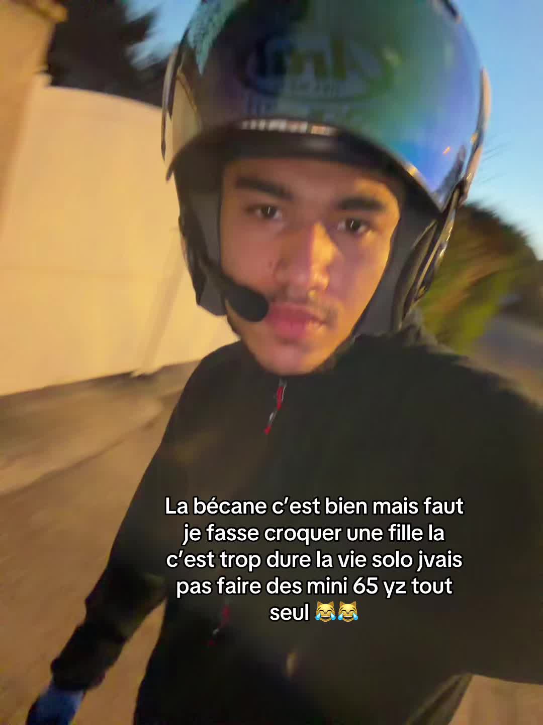 @2T💨