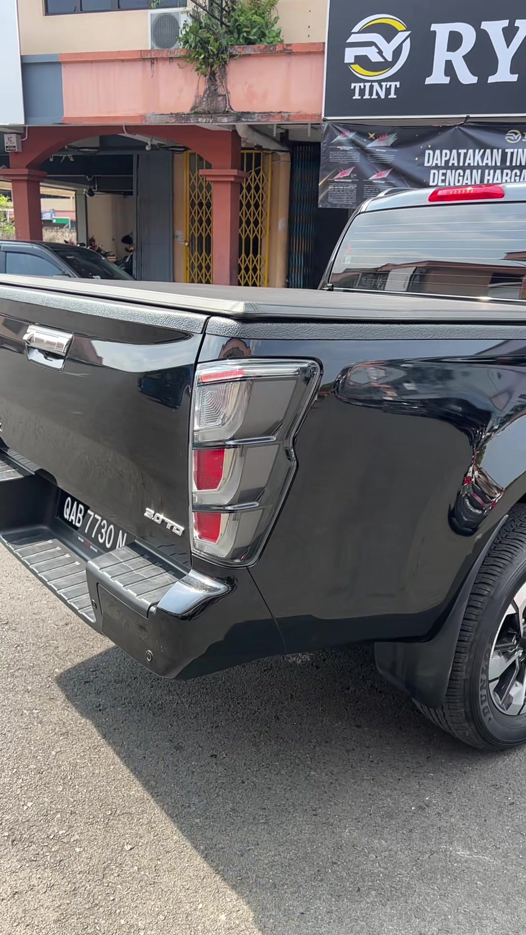 @RY TINT LD