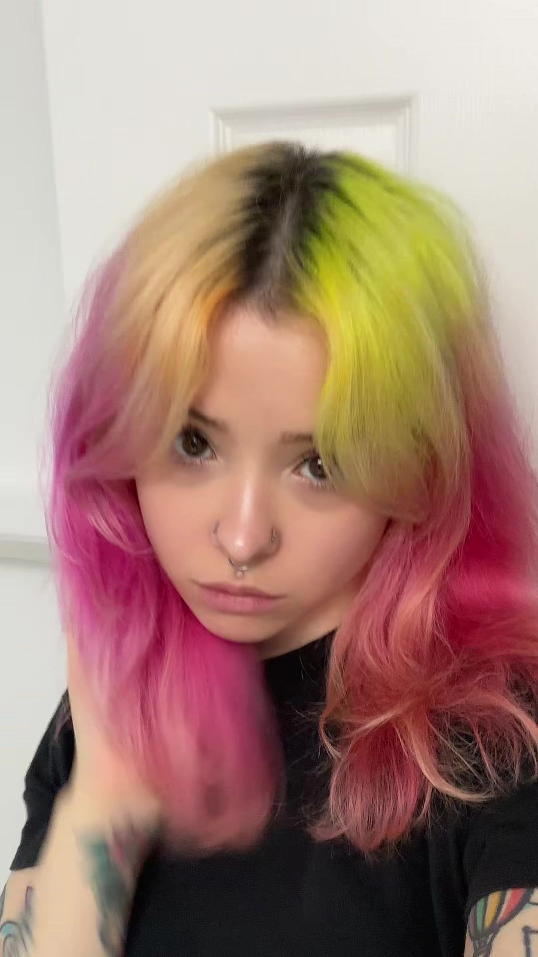 @laur.irl