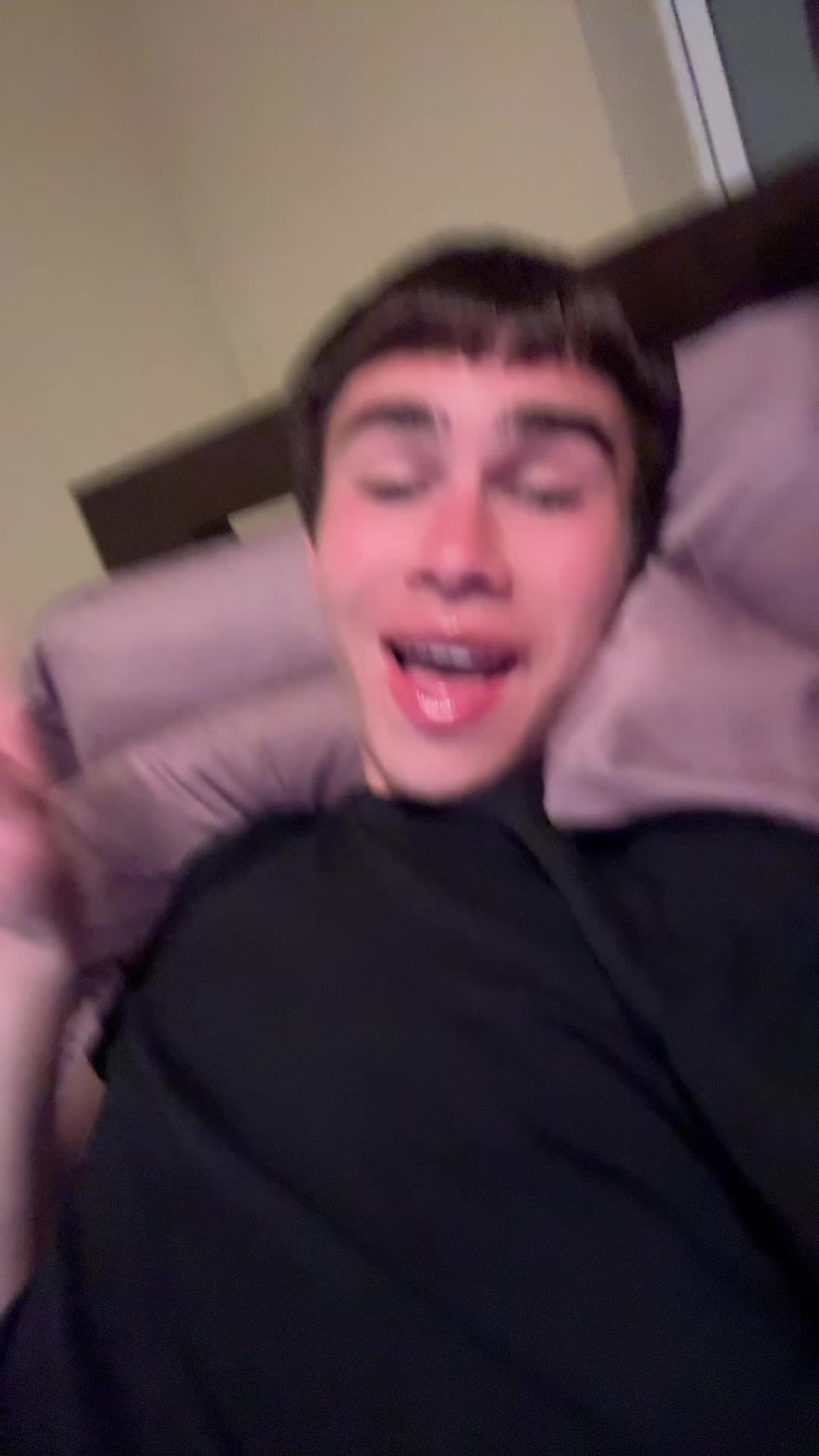 @bg