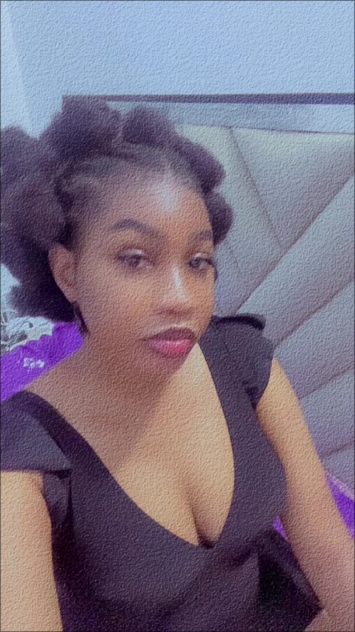 @Sweet_Favour