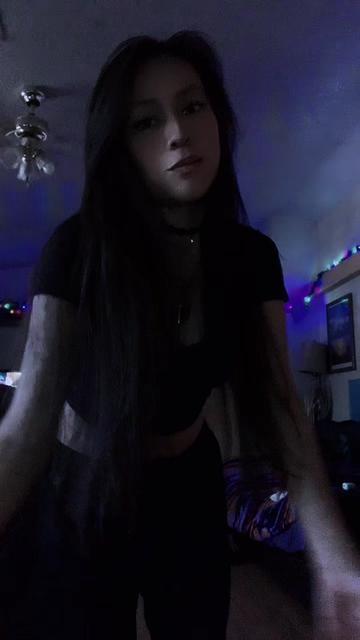 @꧁✧𝑄𝑢𝑒𝑒𝑛♕𝑊𝑜𝑙𝑓✧꧂