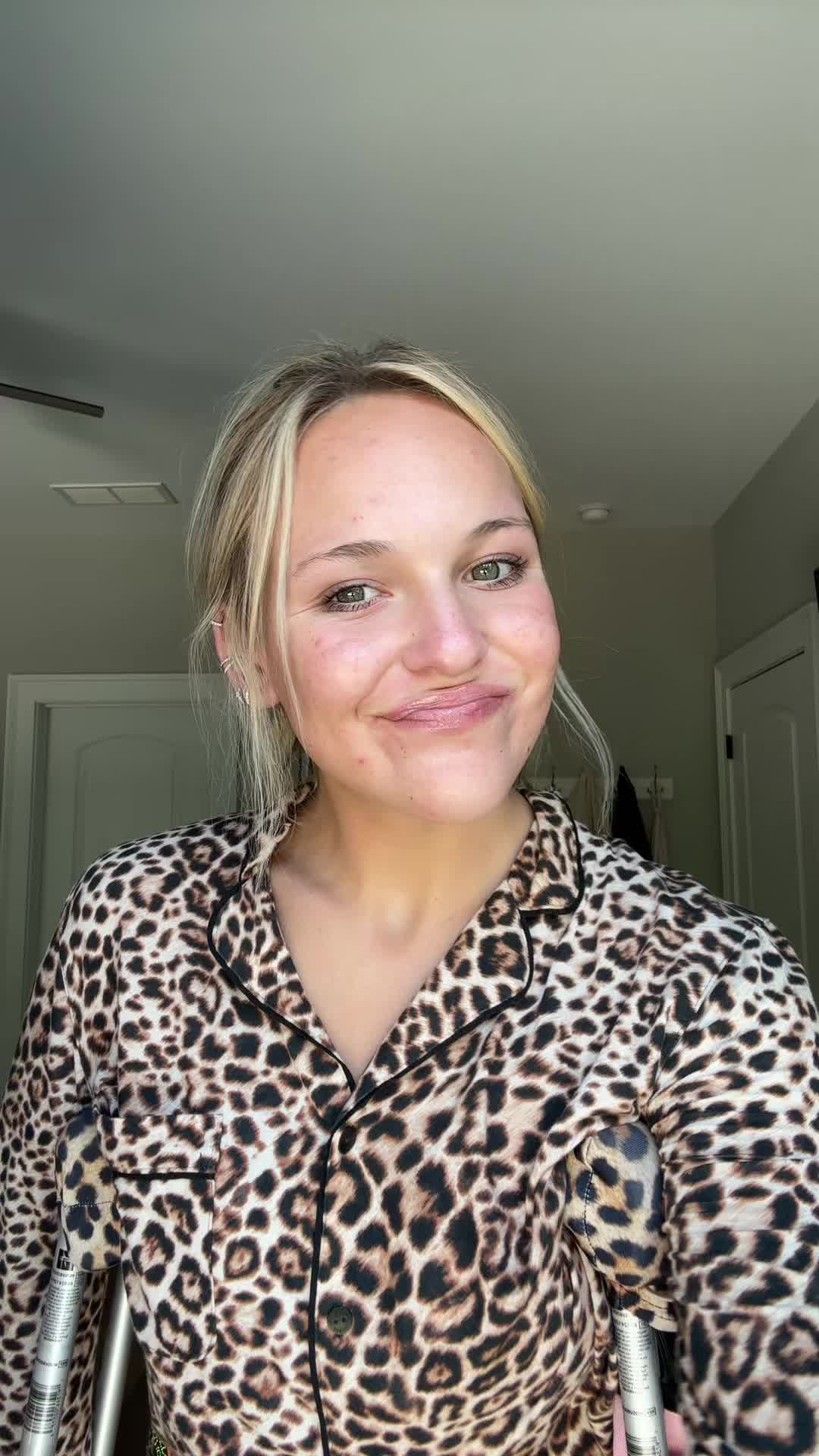 @LYZABROOKS