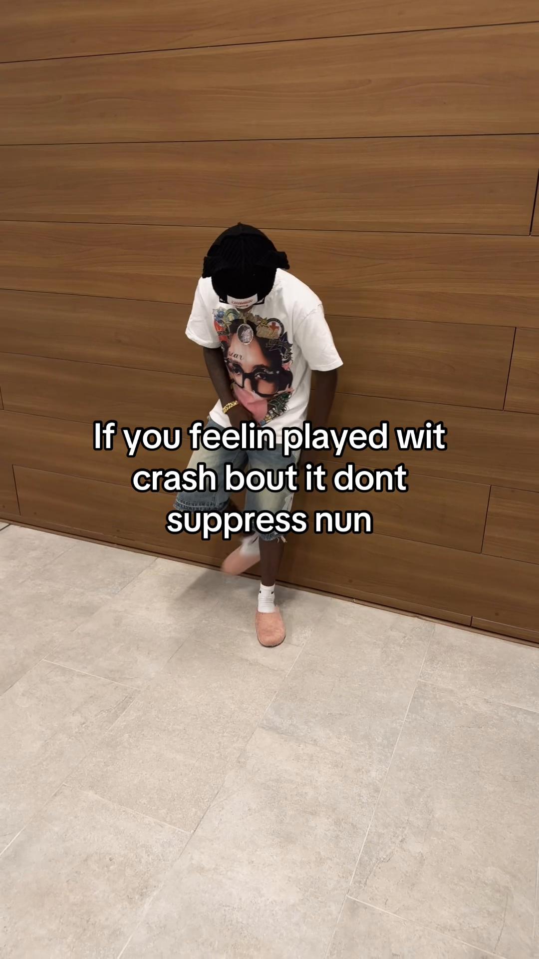 @J9