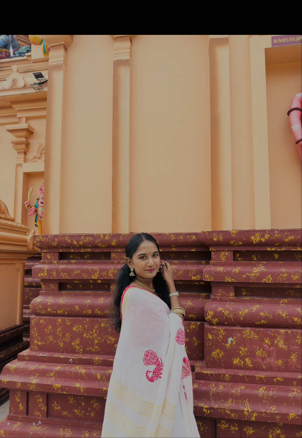 @reshvena_