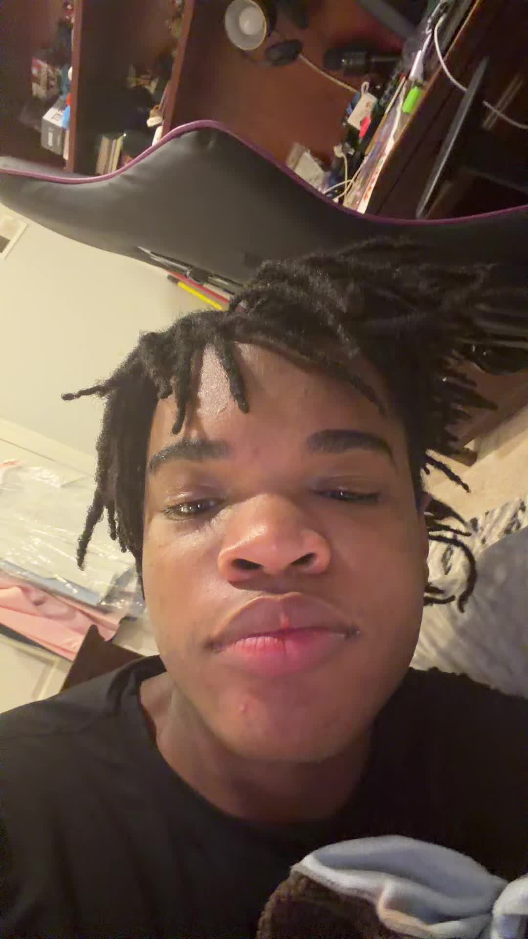 @Alexkstarks17