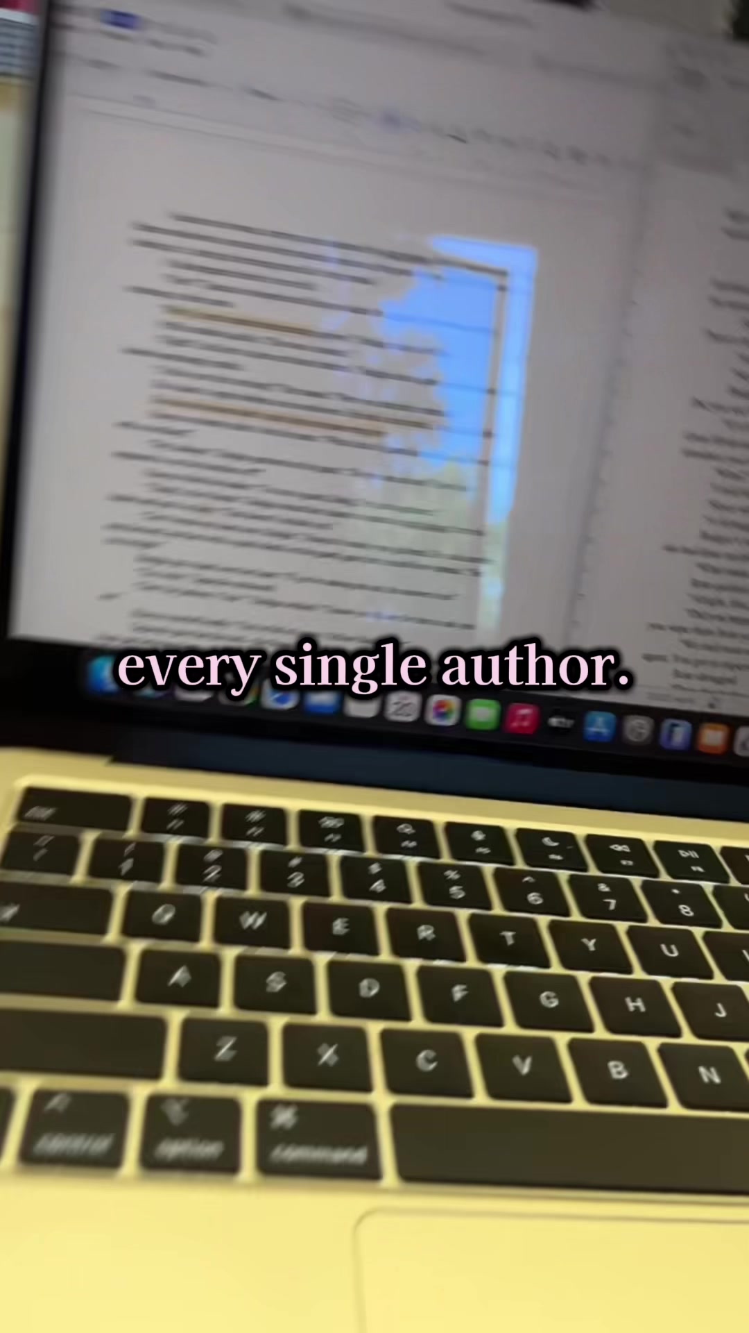 @tweetwittwy | writer ✍️ 📚