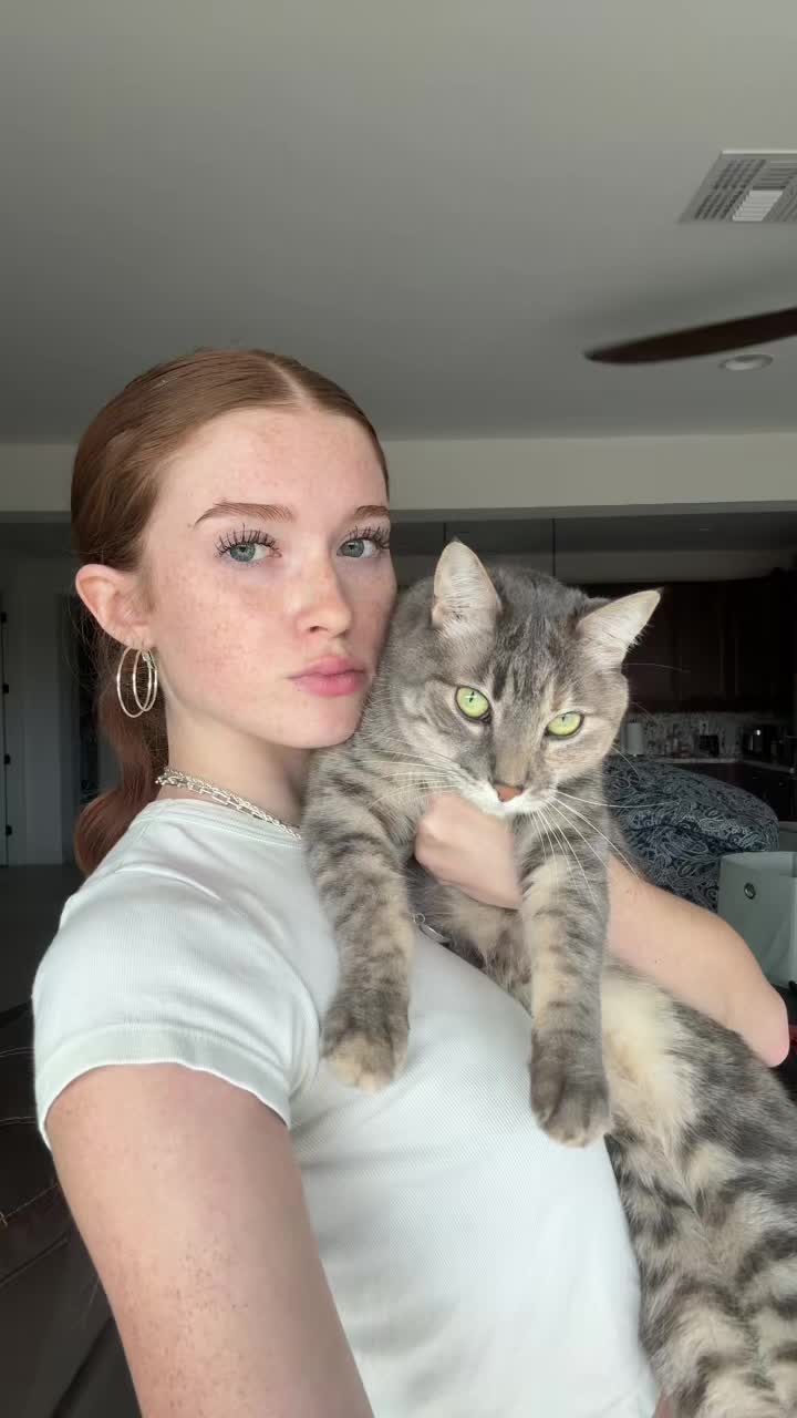 @bella