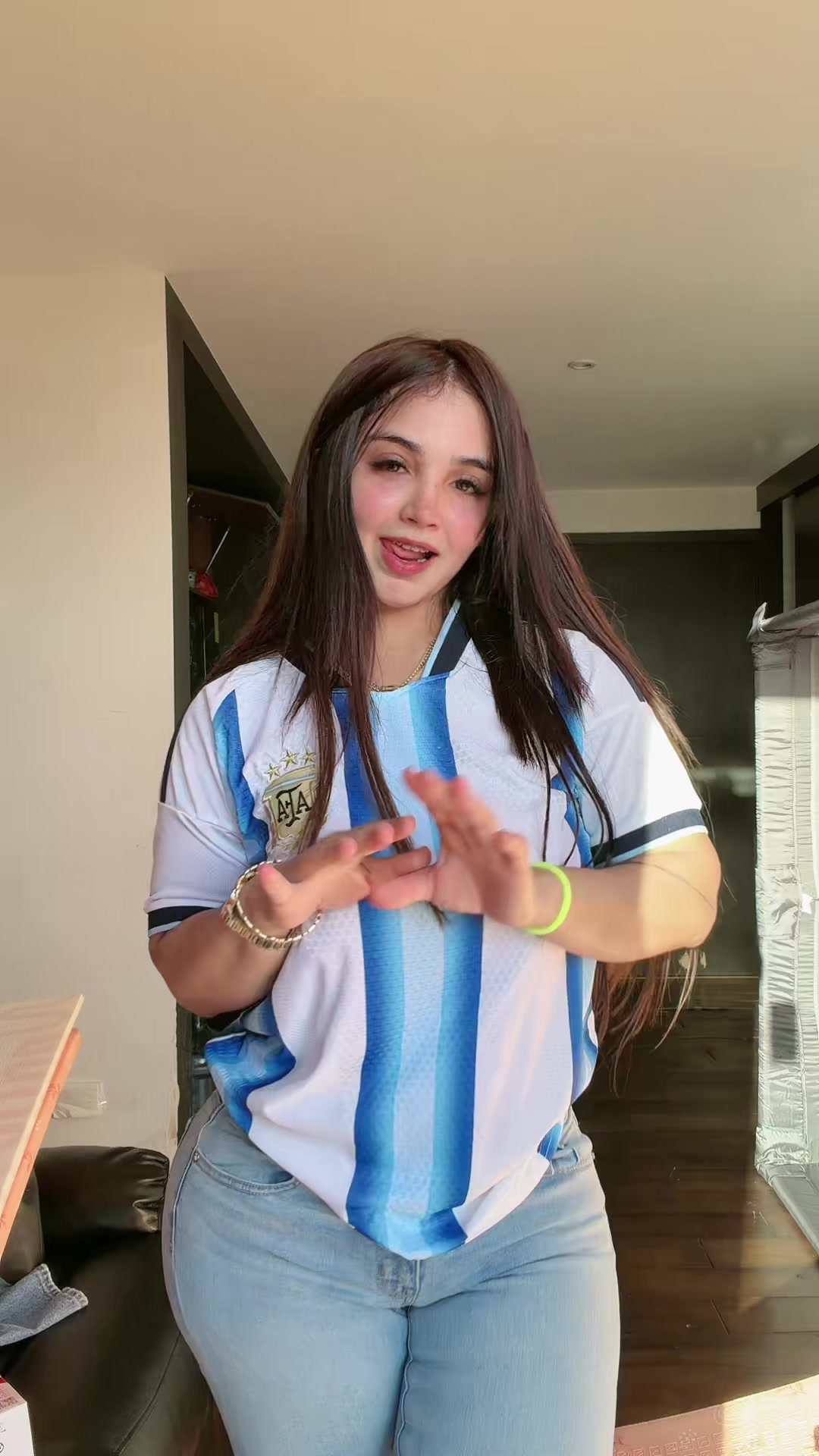 @angiemiranda189