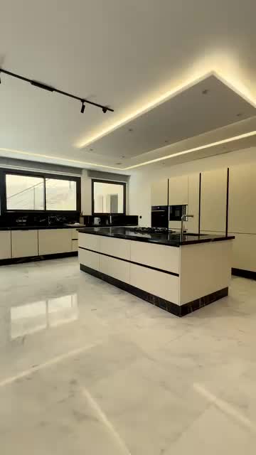 @Claren Luxury