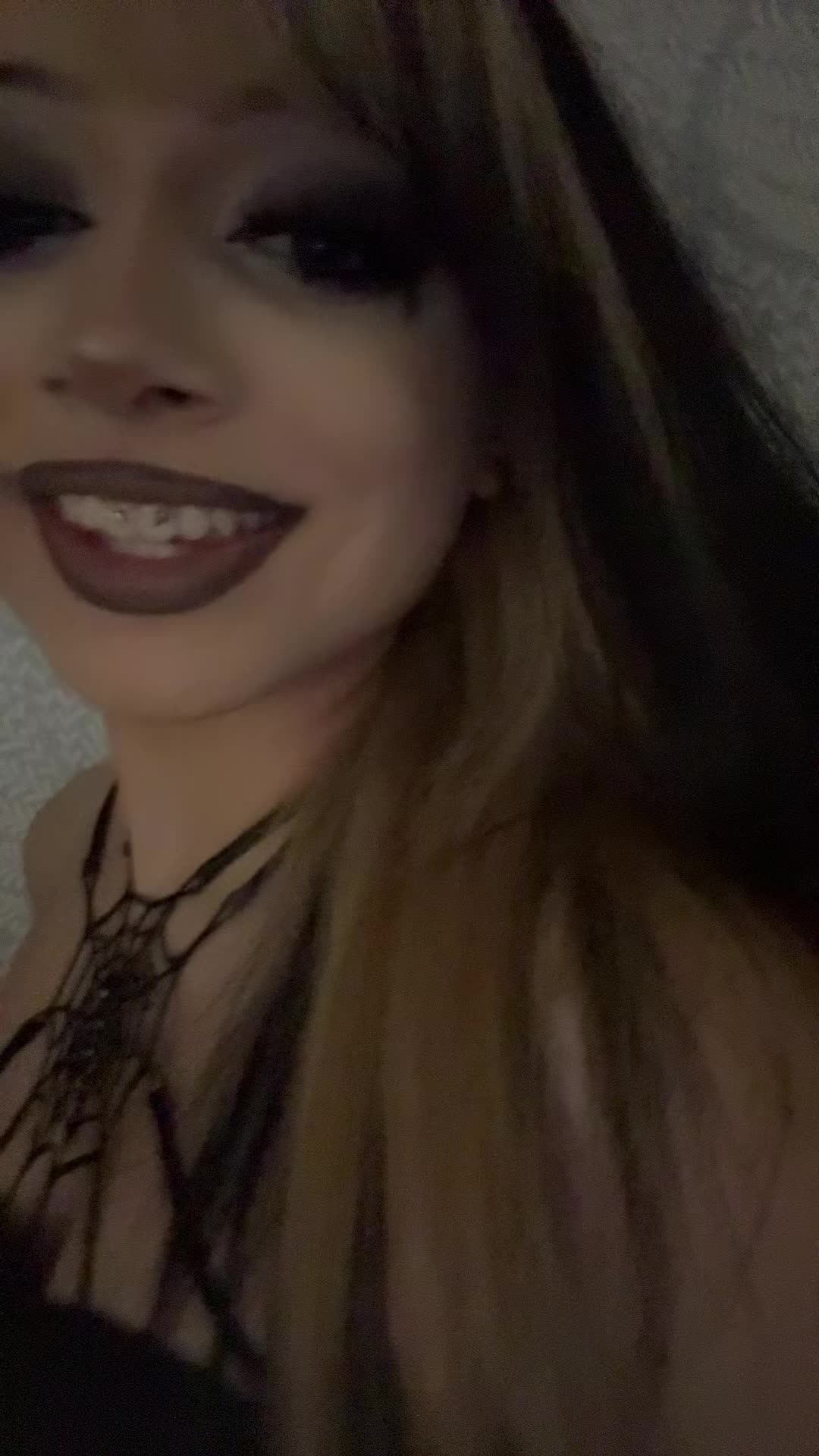 @𝔦𝔯𝔦𝔰