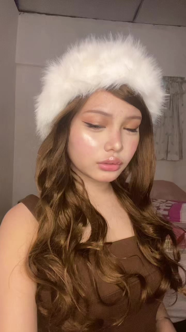 @ellaaa