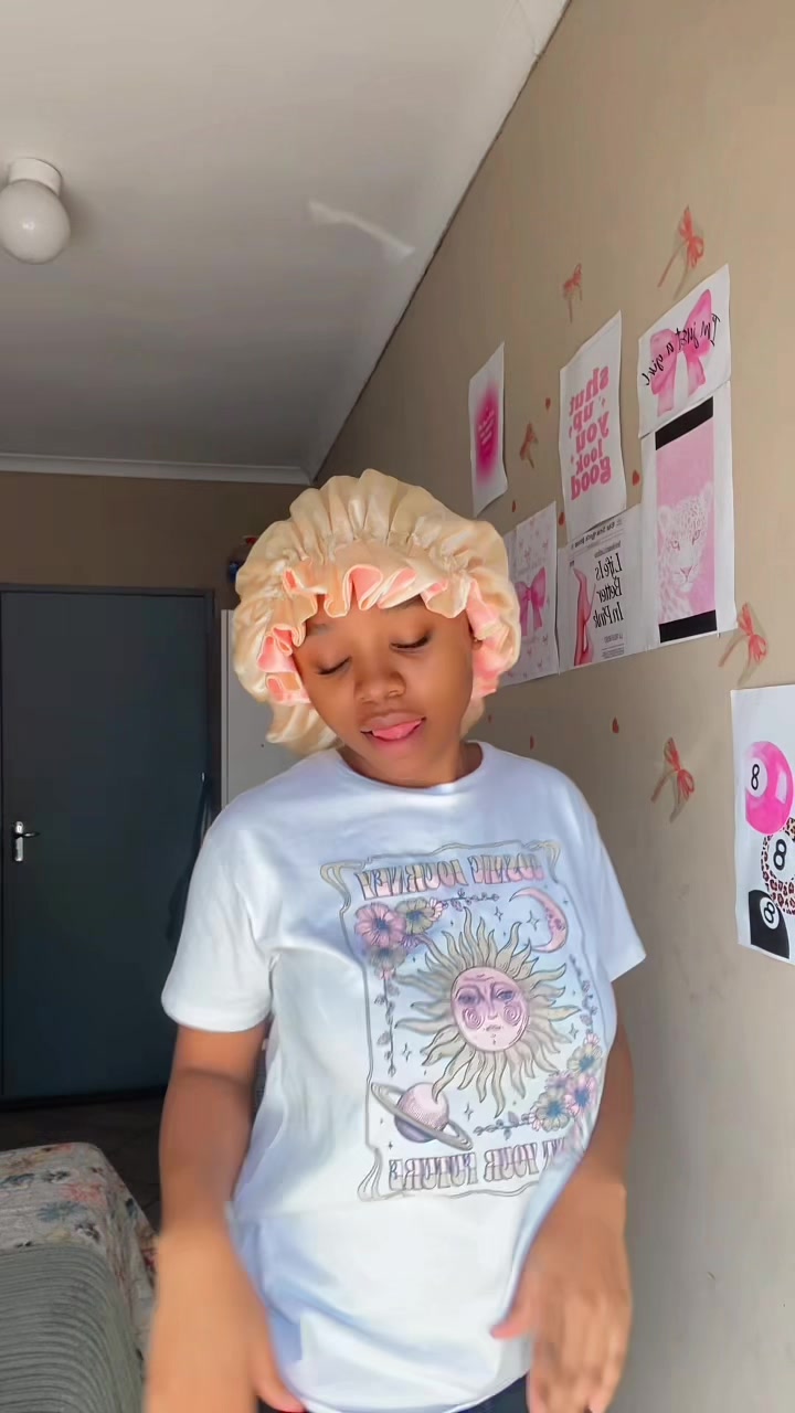 @khumeshna Nxumalo