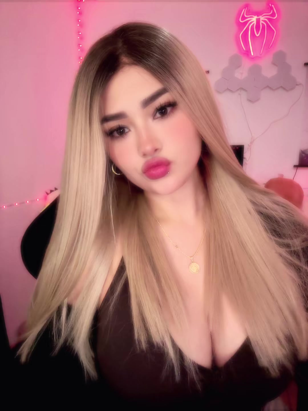 @ྐ❤︎𝒟𝒶𝓎🕷️