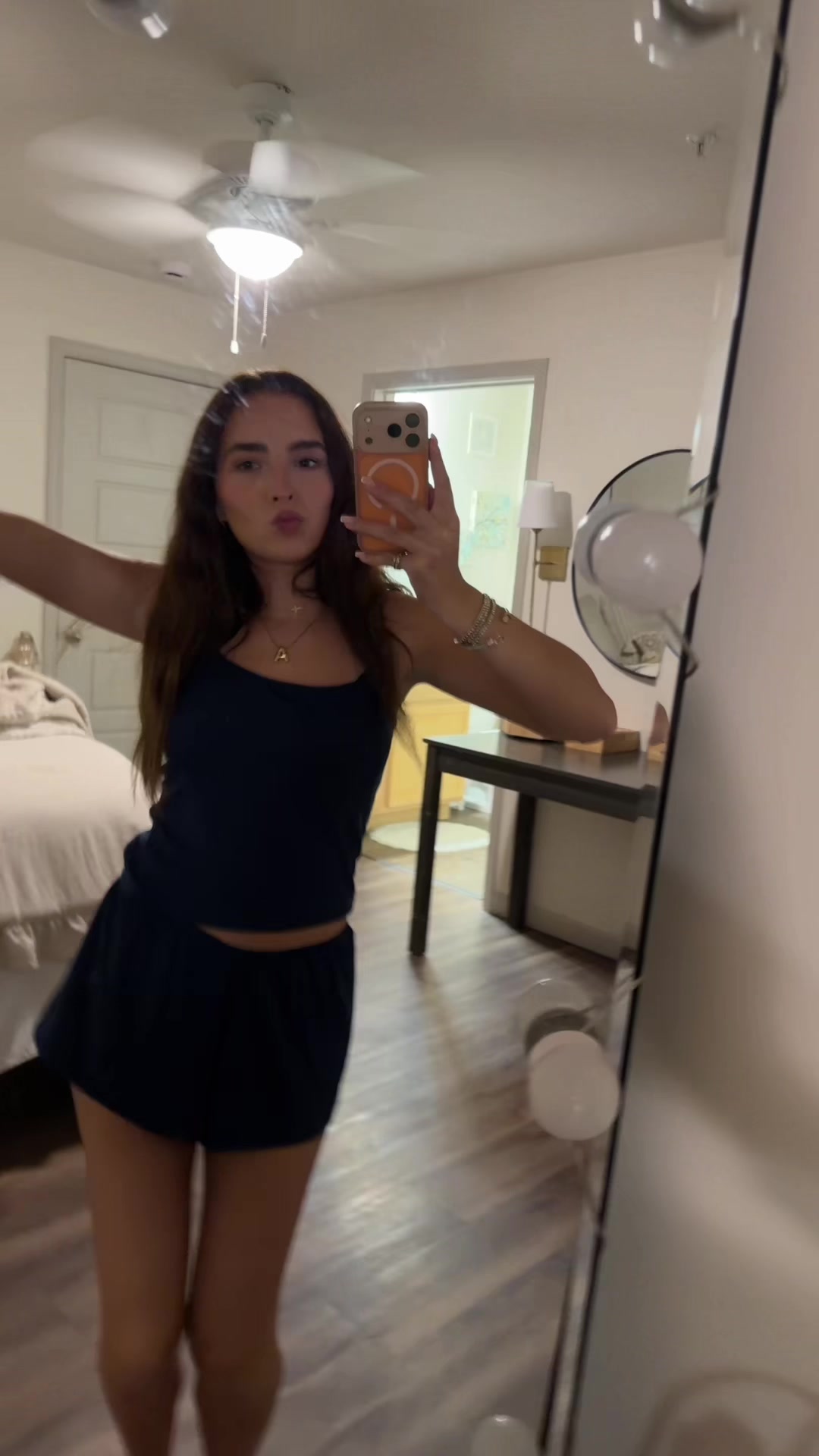 @alexis anna