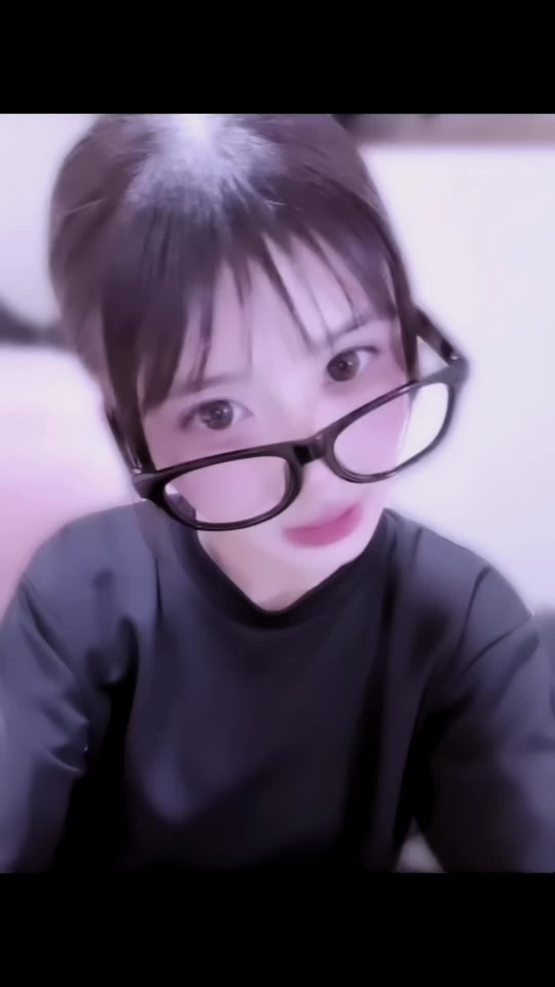 @さな
