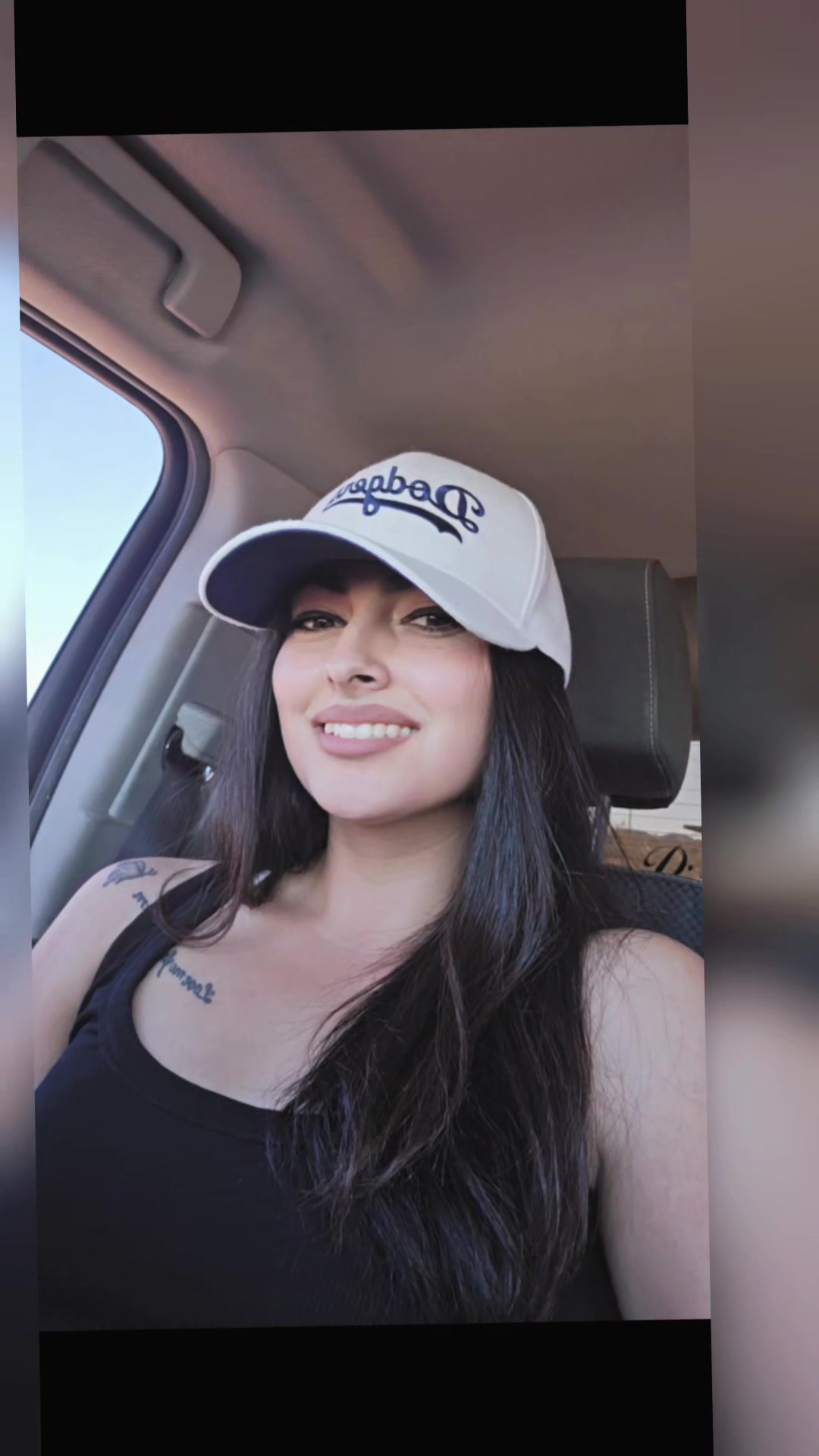 @Lolavargas310