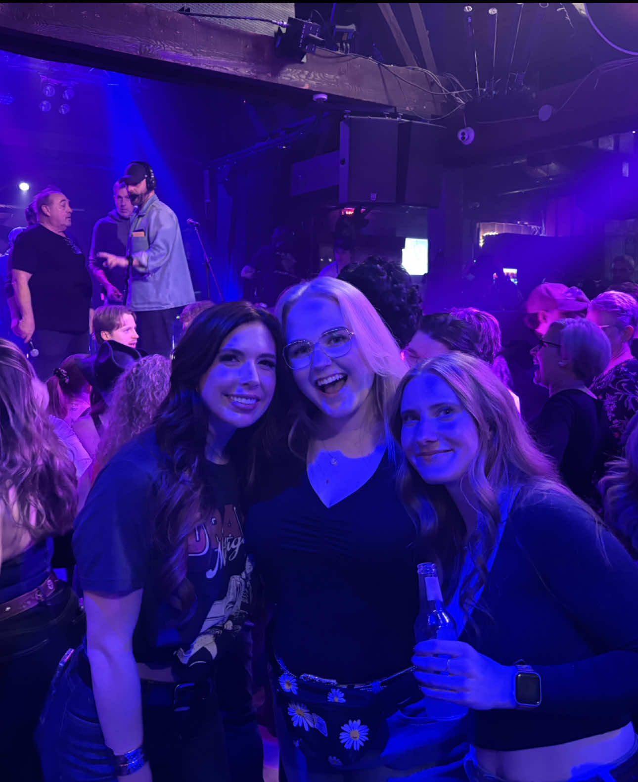 @BlondieBrook 🇨🇦