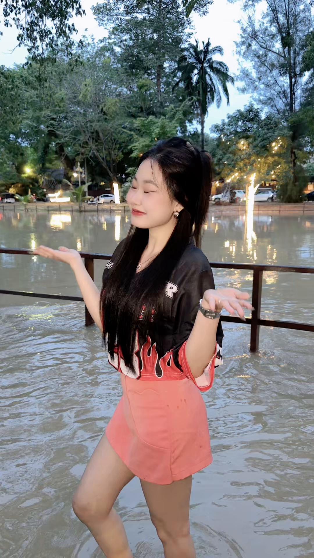@Moniroth๐ผ