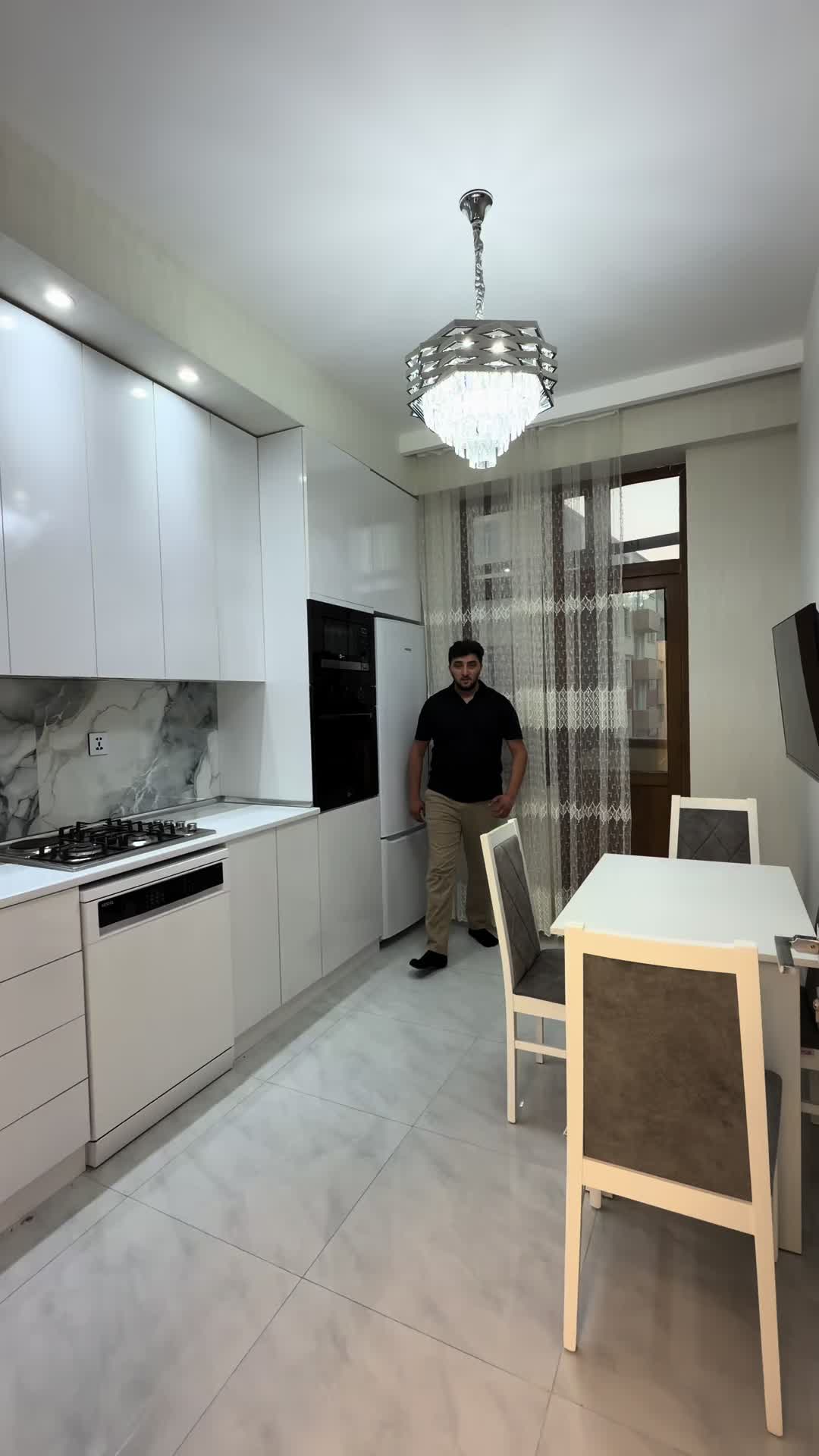 @Emlakçı_Sadiq