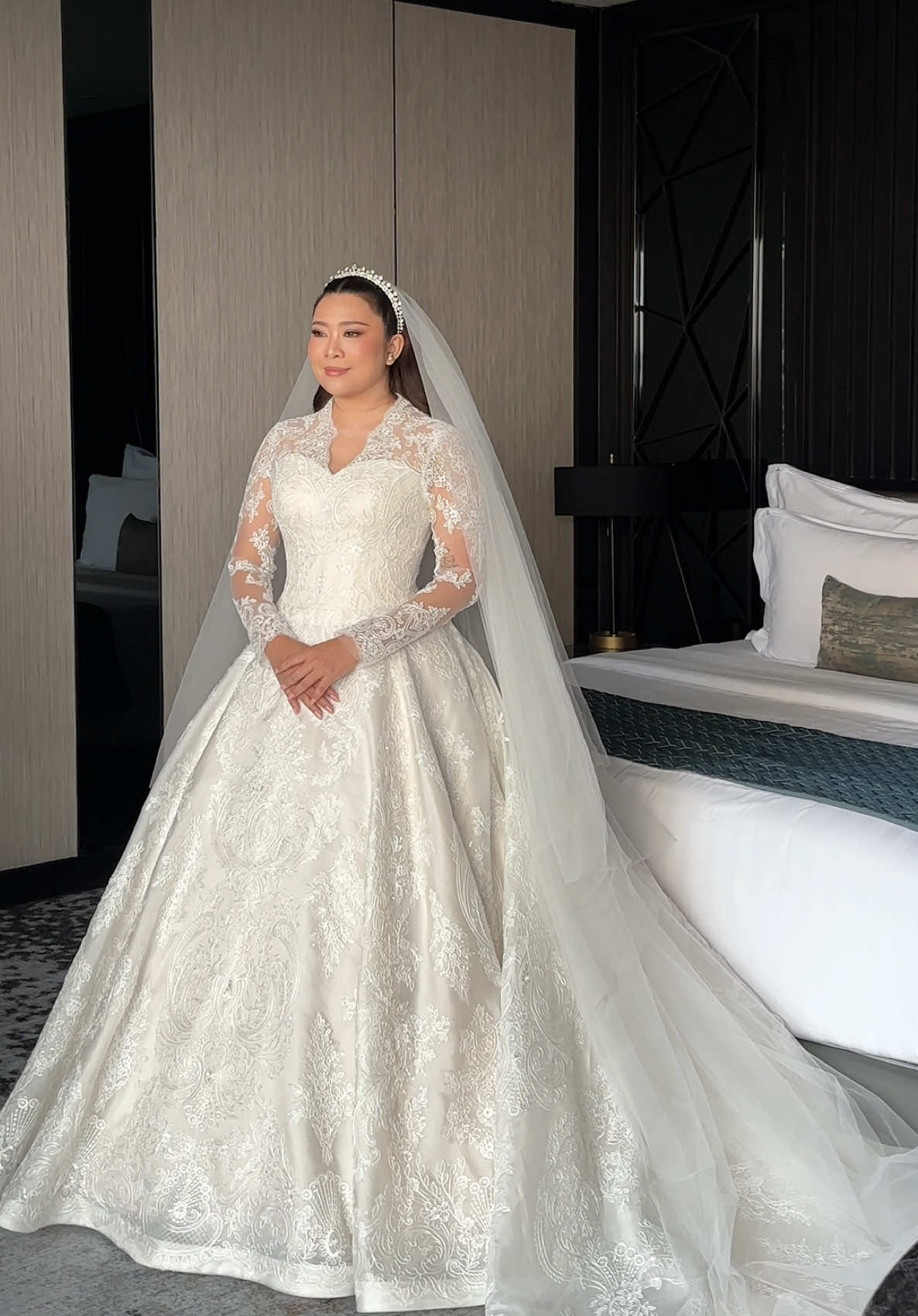 @Ivory Bridal