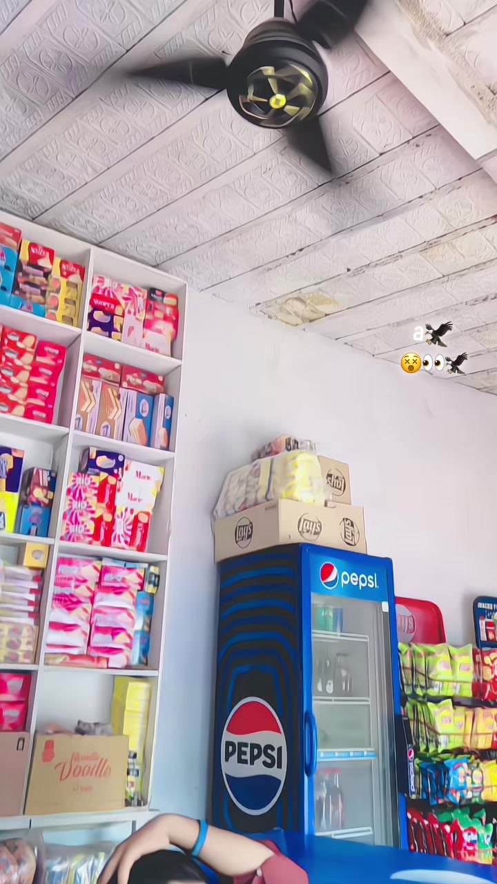 @🇵🇰معا ذ ❤️بادشاہ🥷🏻