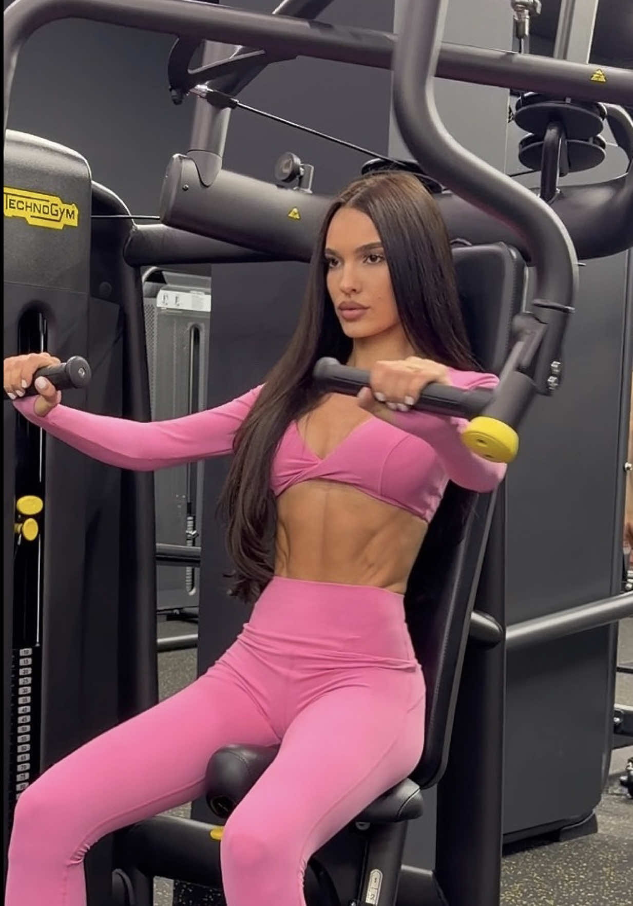 @kristinafoxx