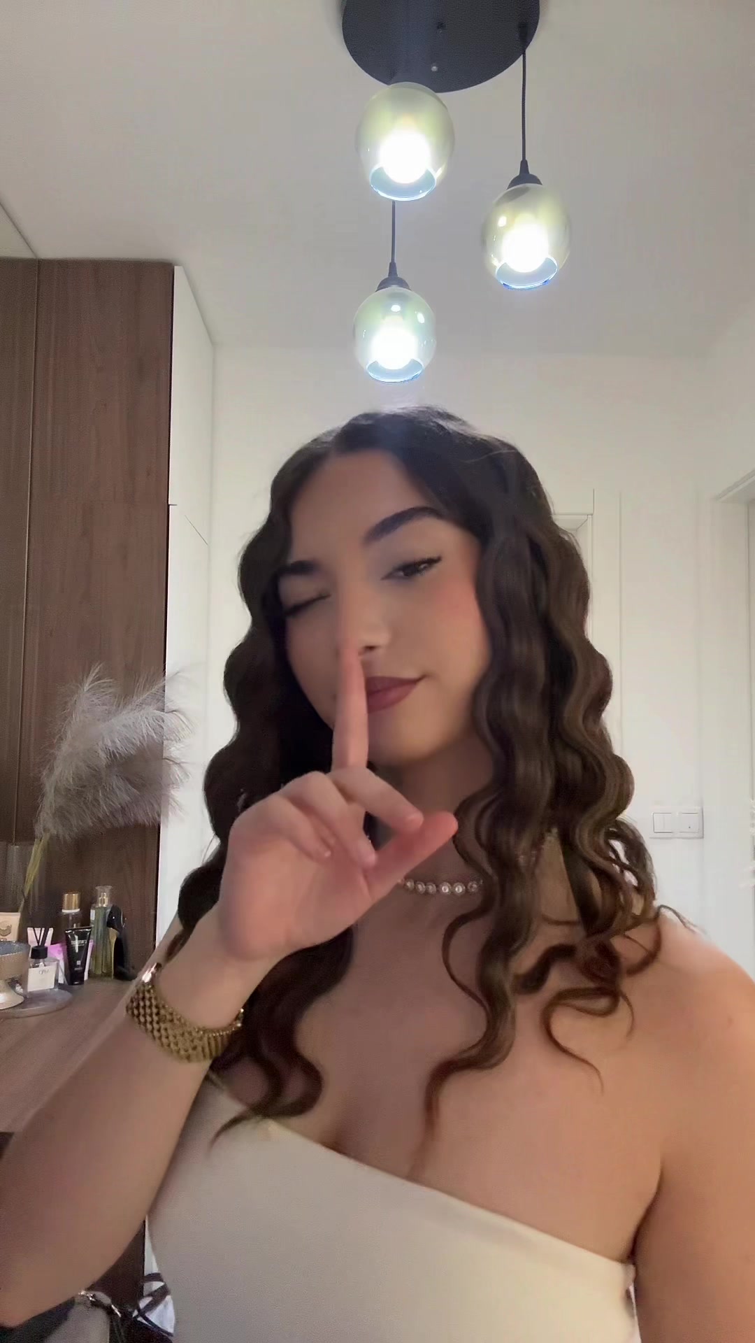 @Anesa