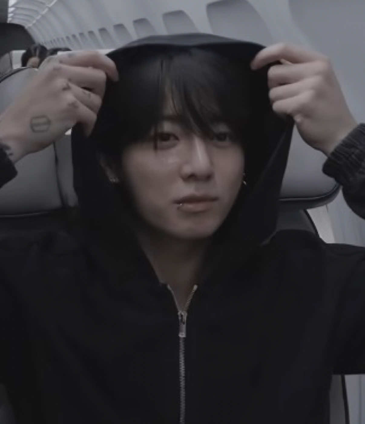 @⁷⟭⟬BTSVT𖧷&sup1;&sup3;