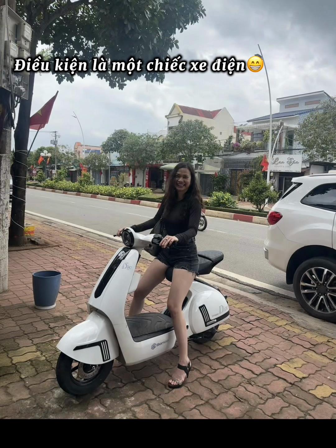 @Nga ơii - U50 còn mải ham chơi