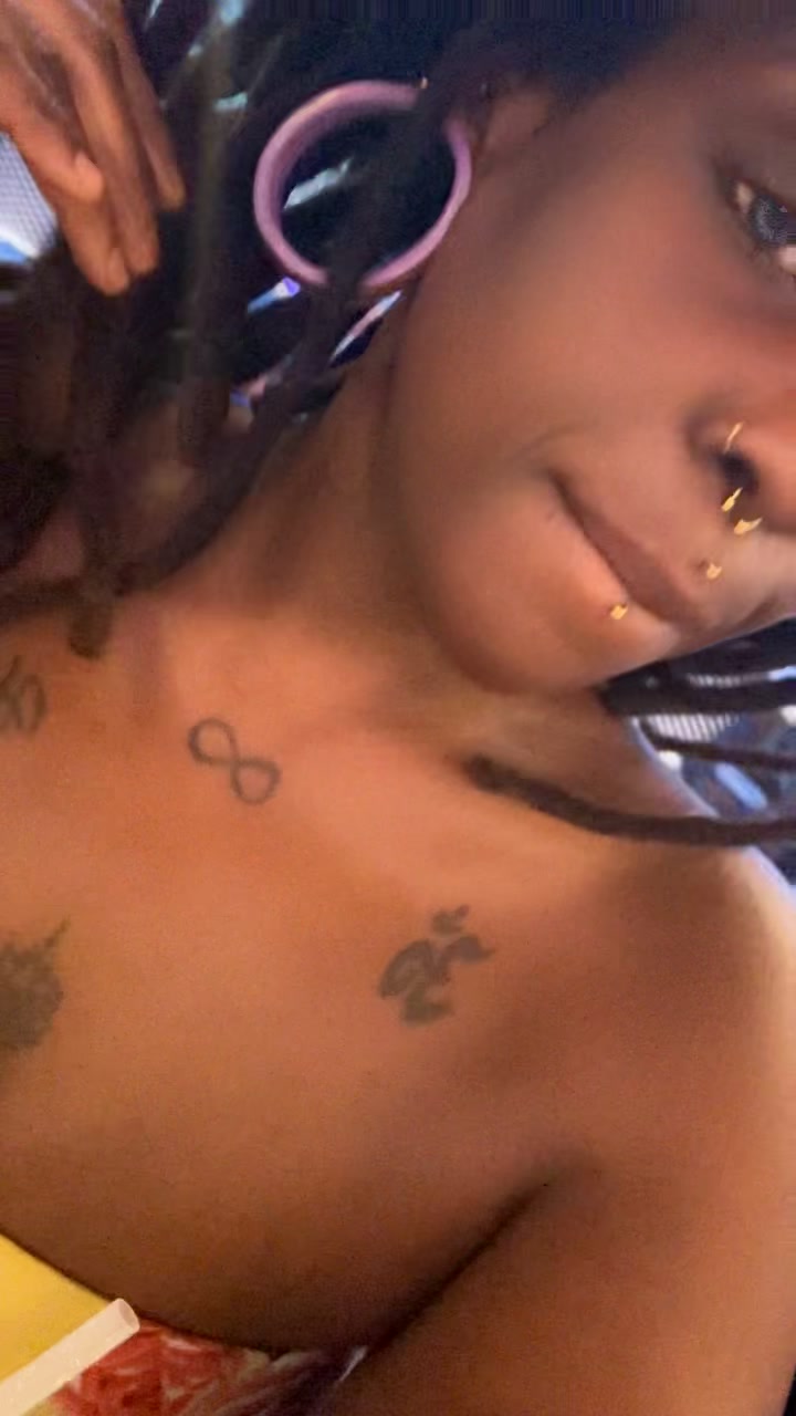 @tharahsings