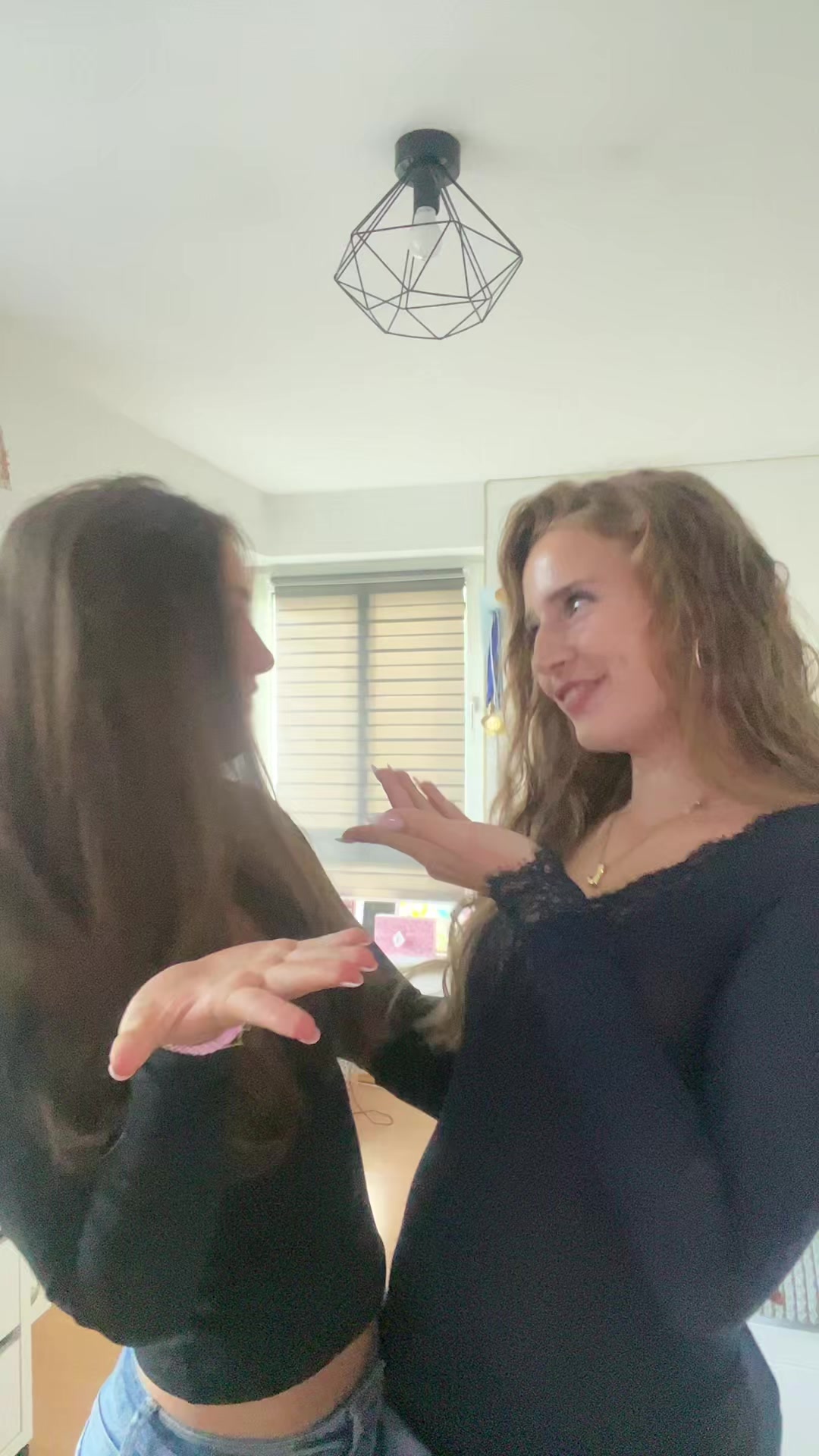 @𝑳𝑼𝑰𝑺𝑨