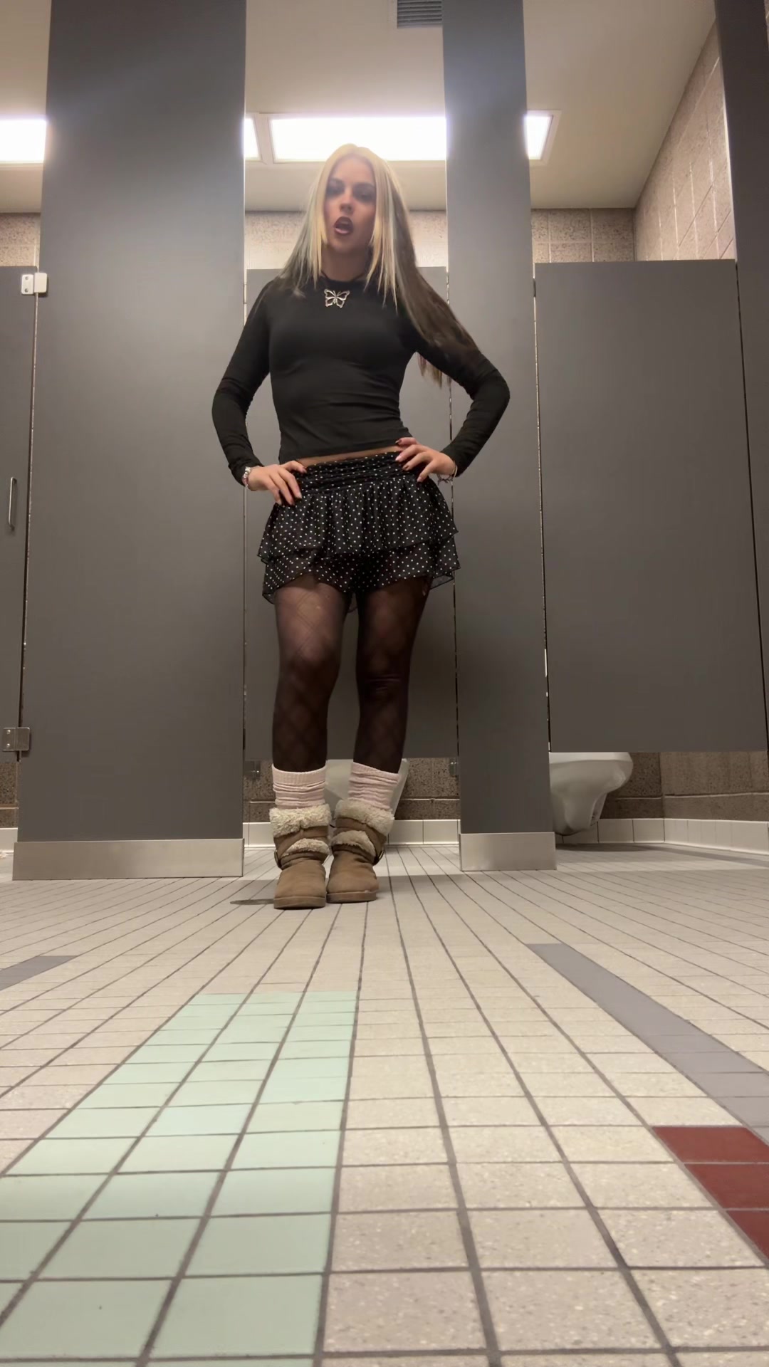 @claraa
