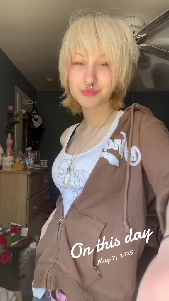 @⋆˚࿔julia𝜗𝜚˚⋆