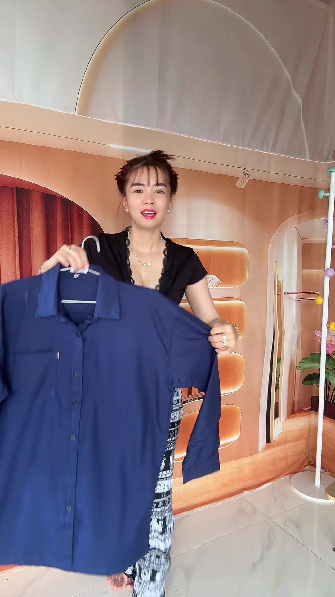 @Em Cẩm N&egrave;