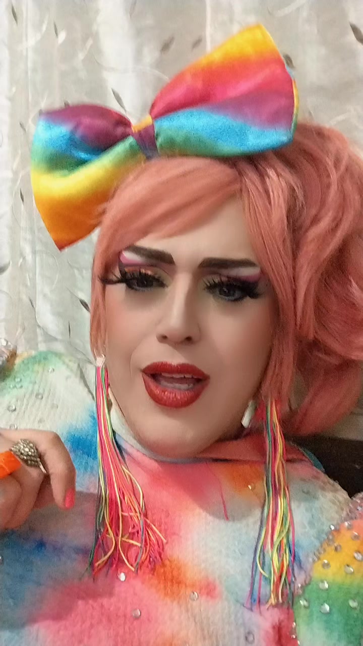 @Drag Tiffany