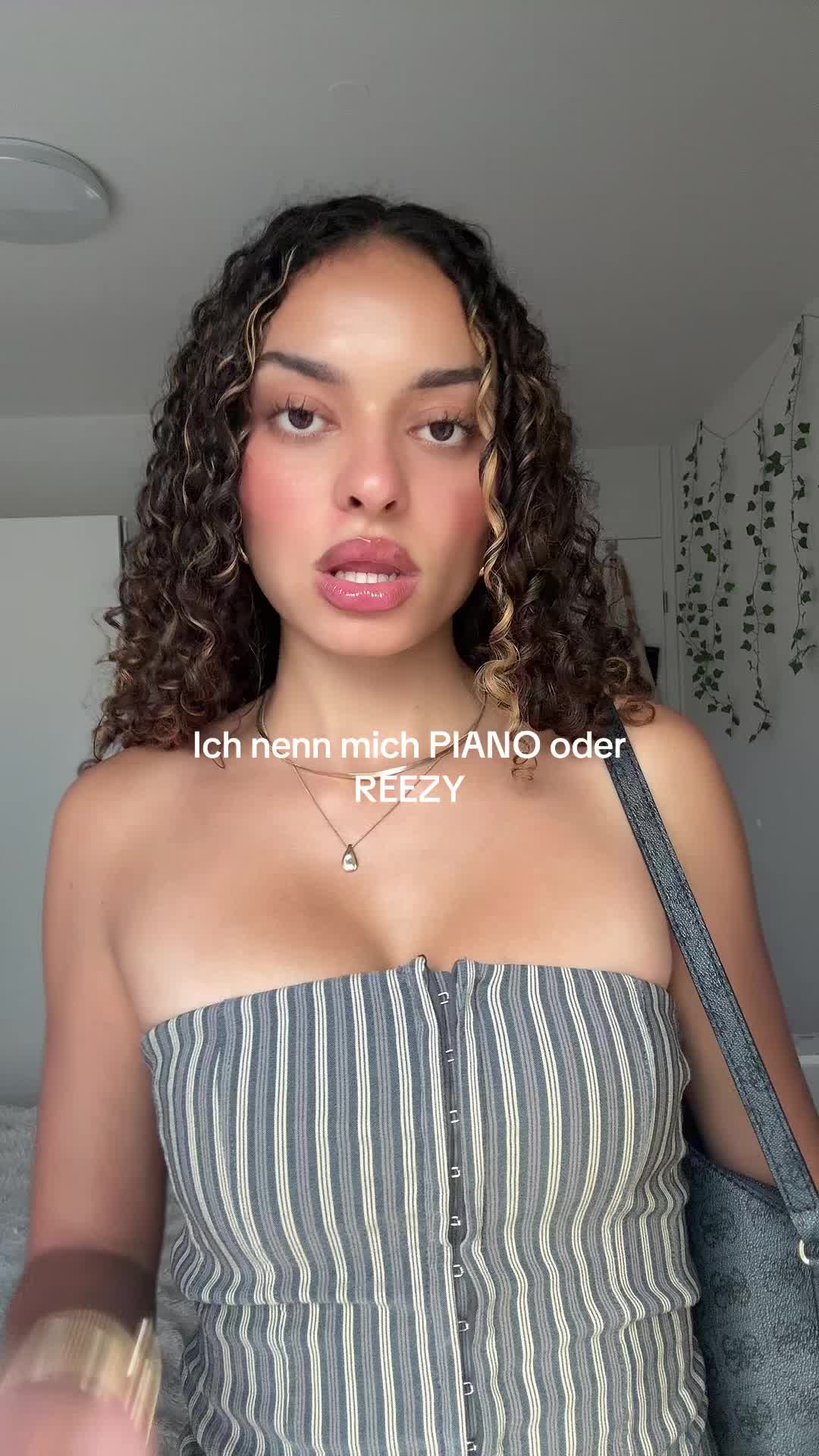 @MJ