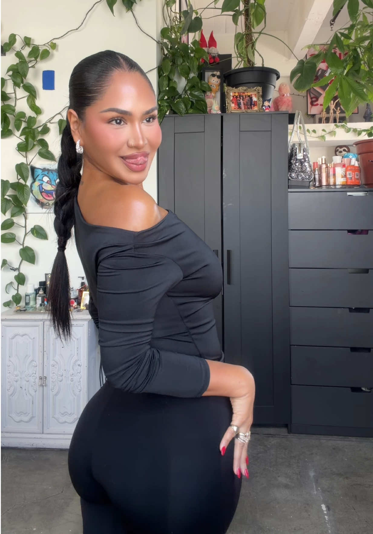 @Claudia Cornejo