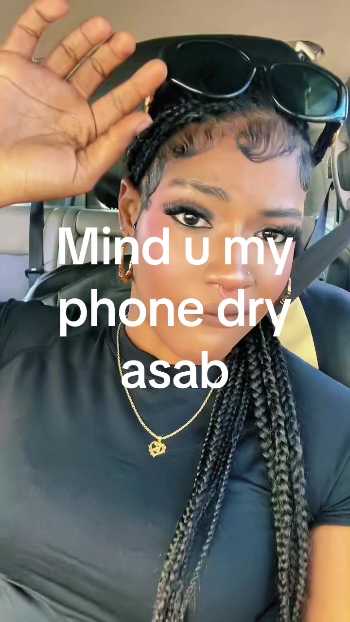 @💋